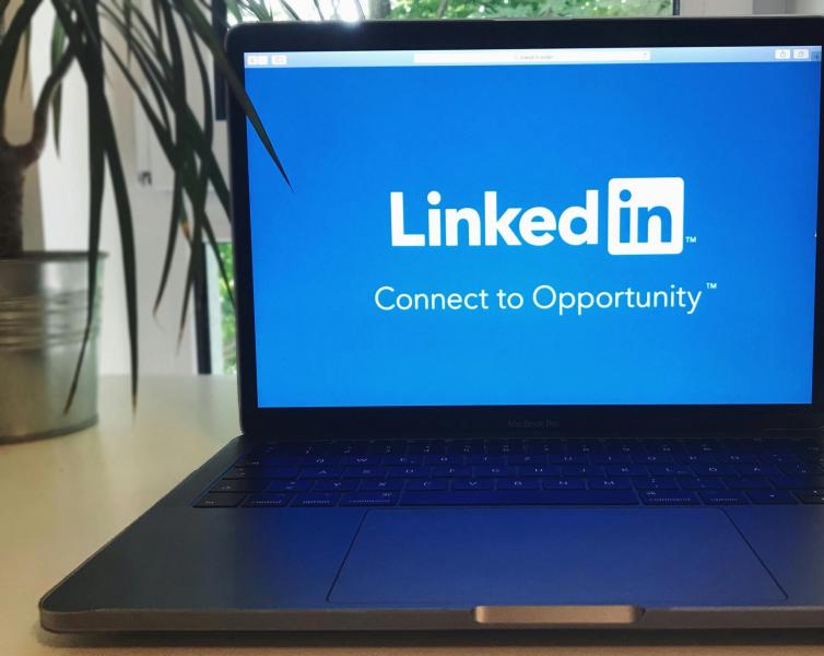 У Європейському Союзі компанію LinkedIn змусили заплатити штраф у розмірі 310 мільйонів євро.